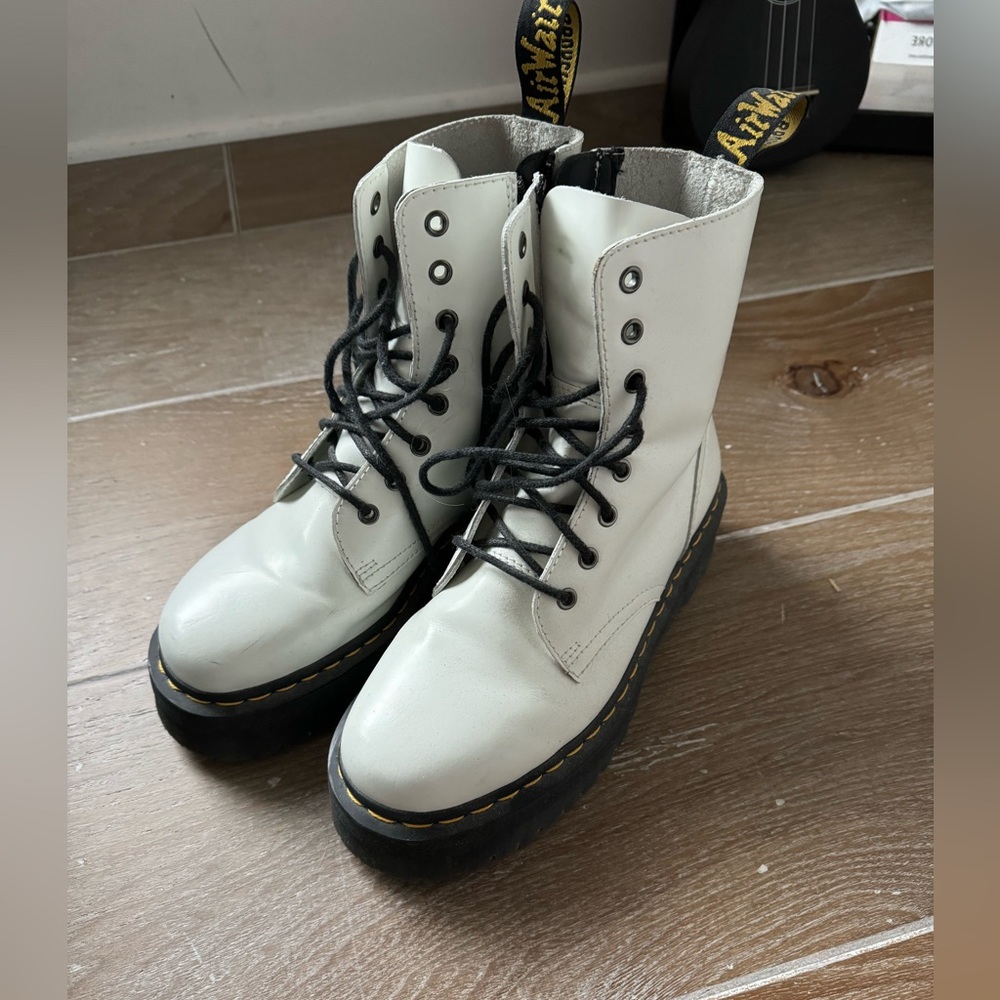 Doc Martens JADON BOOT SMOOTH LEATHER PLATFORMS